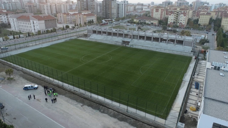 Fikri Bayrıl Spor Tesislerinde Yenileme Çalışmalarında Sona Gelindi