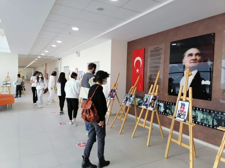 EÜ’den “Pandemi Döneminde Evde Çocuk Oyunları” Sergisi