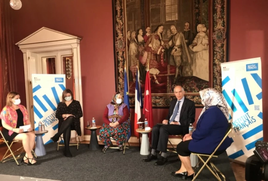 Engel Tanımayan Kadınlar Fransa Büyükelçiliği