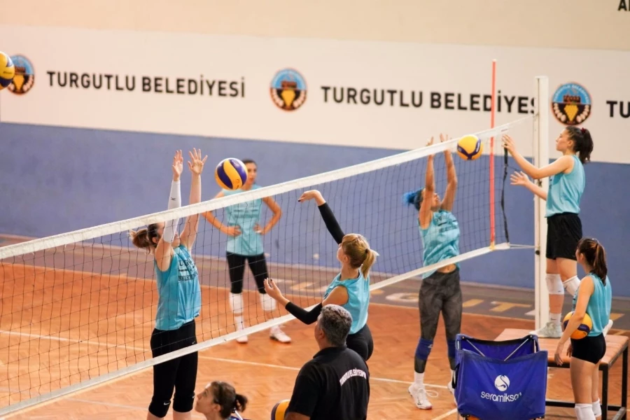 Turgutlu Belediyespor Kadın Voleybol Takımının Fikstürü Belli Oldu: İlk Maç 31 Ekim’de
