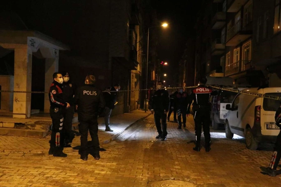 Alaşehir’de silahlı kavga: 1 ölü