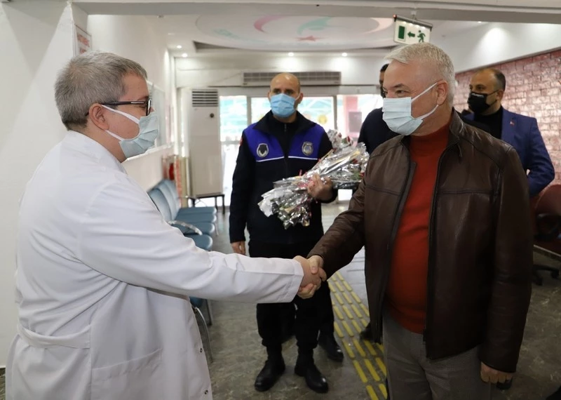 Başkan Bilgin, Sağlık Çalışanlarının Tıp Bayramını Kutladı