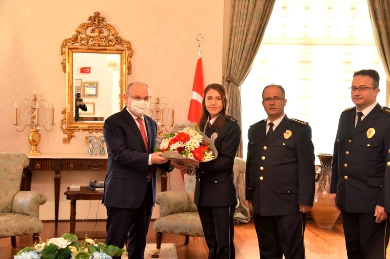 Manisa İl Emniyet Müdürlüğü’nden Vali Karadeniz