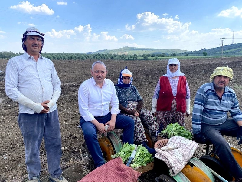 Bakırlıoğlu Tütüncüleri Dinledi