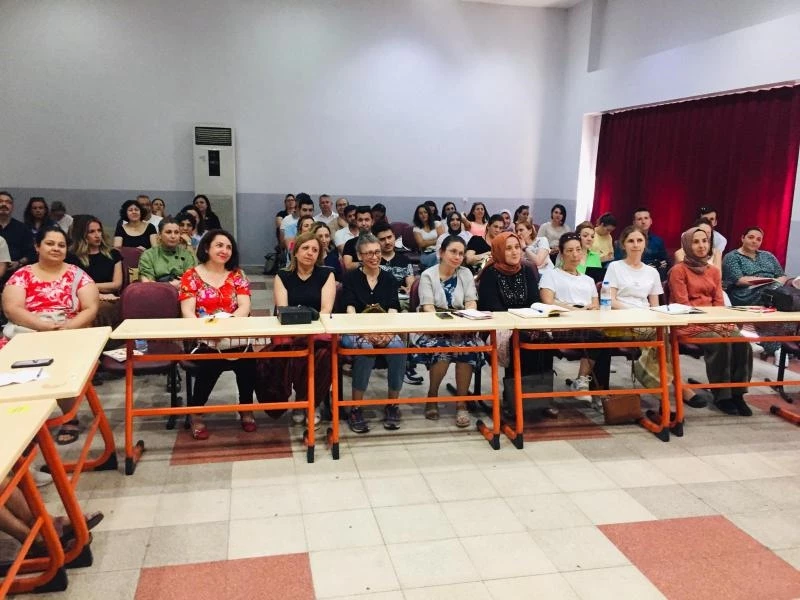 Yunusemre İlçe Milli Eğitim Müdürlüğü öğretmenlere proje yazım semineri verdi