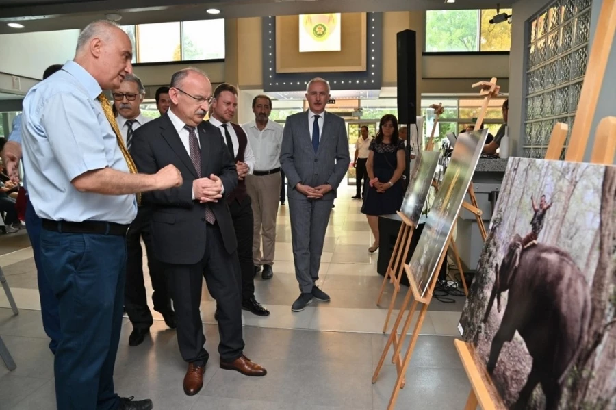 ‘Uzakdoğu Esintileri’ Sergiyle Görücüye Çıktı