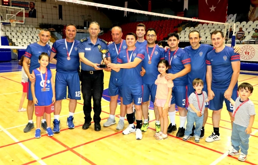 VALİLİK KUPASI VOLEYBOL TURNUVASI