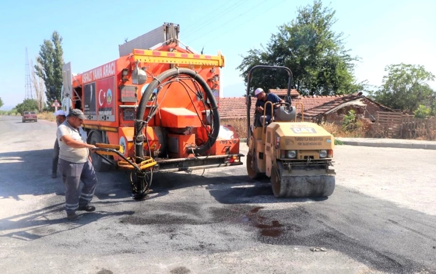 Turgutlu Belediyesi Bayram Öncesi Çalışmalarını Yoğunlaştırdı