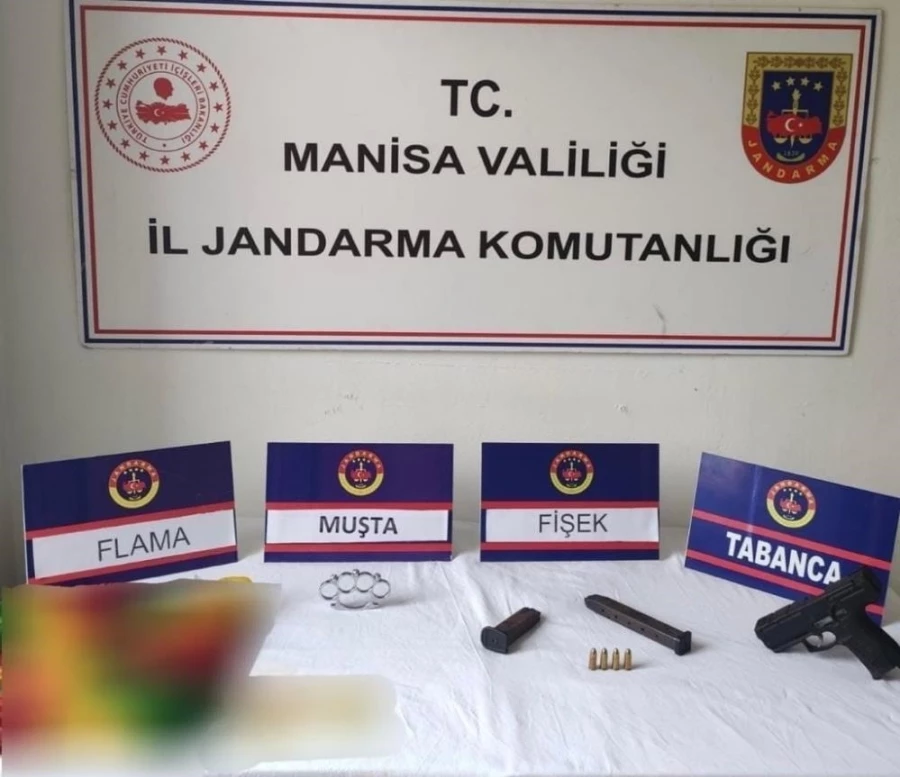 Manisa jandarmasından terör operasyonu: 2 gözaltı