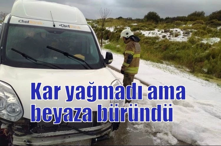 Kar yağmadı ama Çeşme beyaza büründü